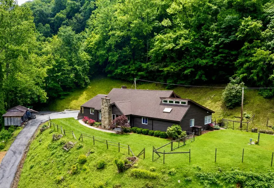182 Jimmies Creek, Regina, KY 41559 - #3
