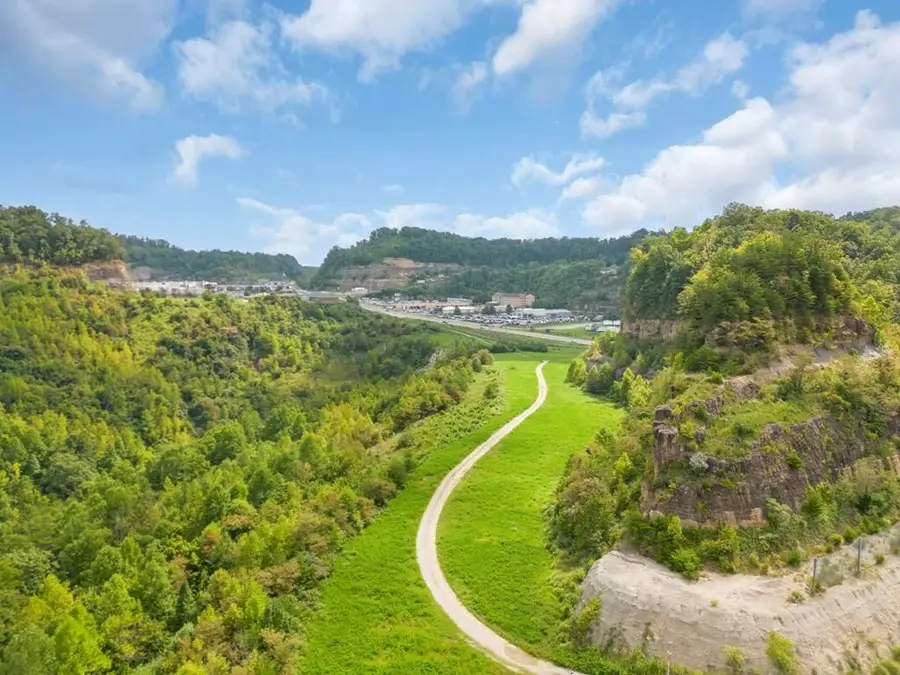278 E Kentucky Highway 80, Lot 8, Hazard, KY 41701 - #3