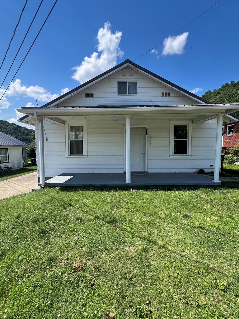 253 Hager Street, Prestonsburg, KY 41653 - #1