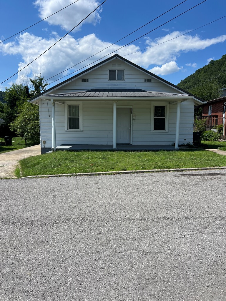 253 Hager Street, Prestonsburg, KY 41653 - #2