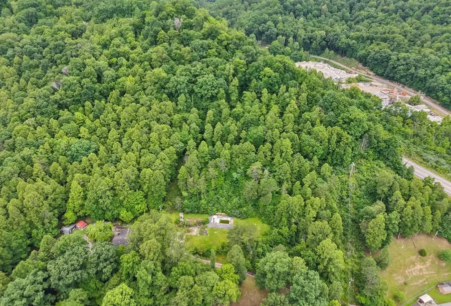 93 Begley Drive, Hazard, KY 41701 - #3