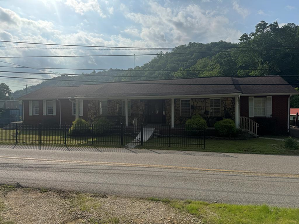 61 Turkey Creek Rd., Inez, KY 41224