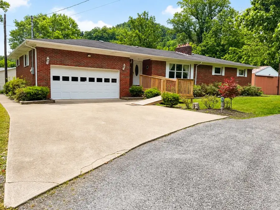 41 Trevor Lane, Prestonsburg, KY 41653 - #2