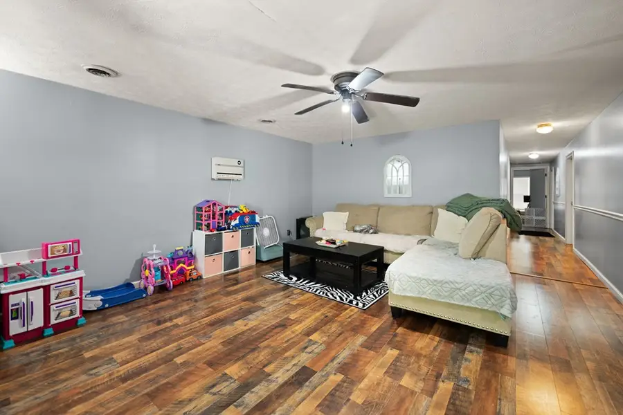 317 Sunset Street, Hazard, KY 41701 - #2