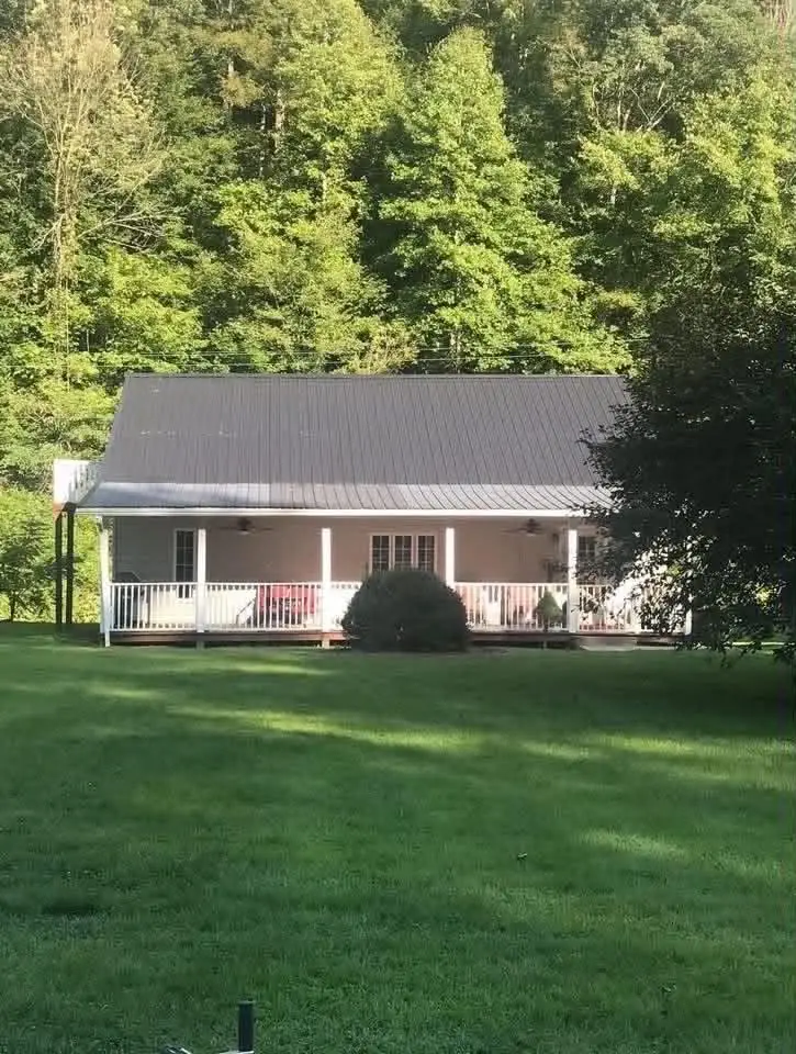 601 Rt 466, Melvin, KY 41650 - #1