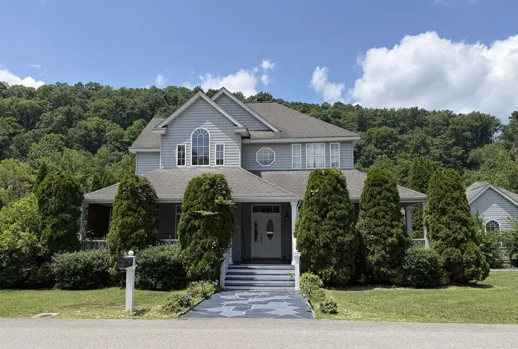 100 Frank, Staffordsville, KY 41256 - #1
