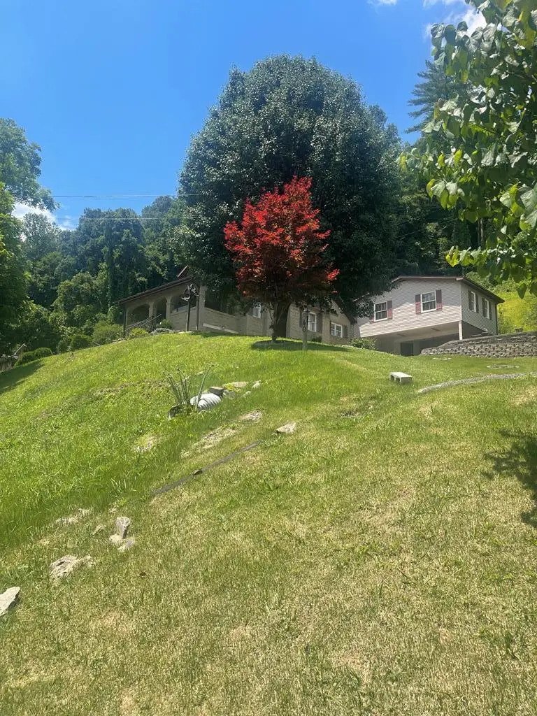 540 West Main Street, Hindman, KY 41822 - #2