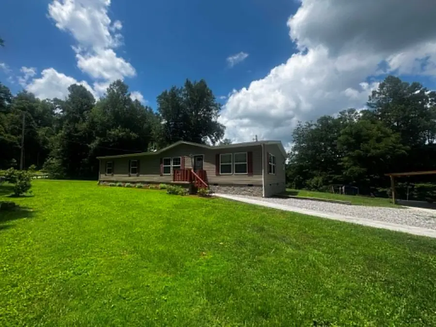 1327 Ridge Line Road, Raccoon, KY 41557 - #2