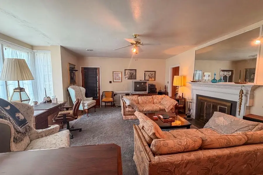 209 Highland Ave, Hazard, KY 41701 - #2