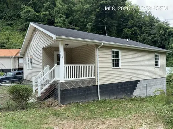 225 Young Street, Hazard, KY 41701