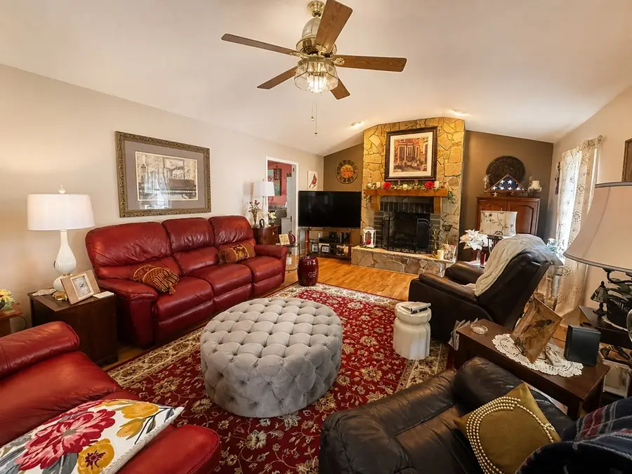 76 Holbrook Drive, Banner, KY 41603 - #2