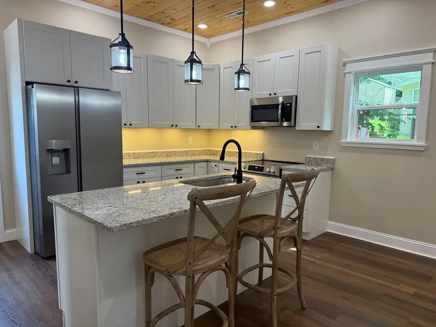 121 4th, Paintsville, KY 41240 - #3