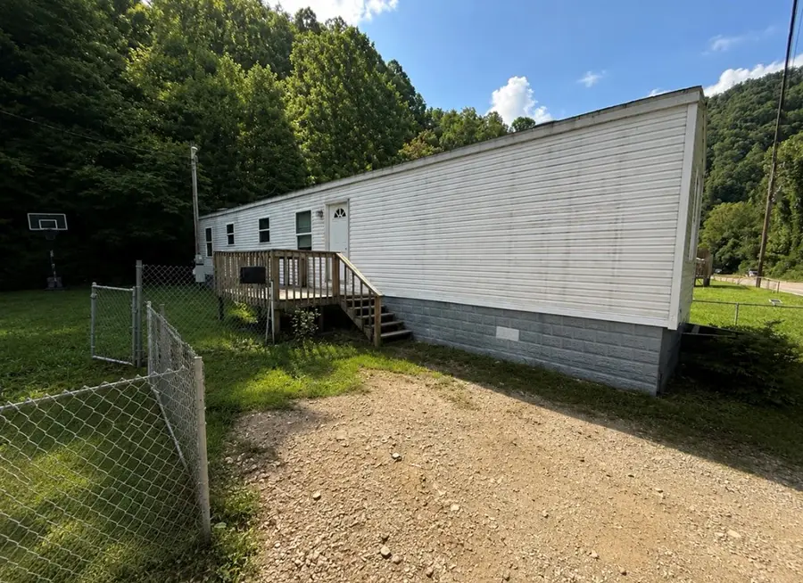 9 Taykay Drive, Delbarton, WV 25670 - #2