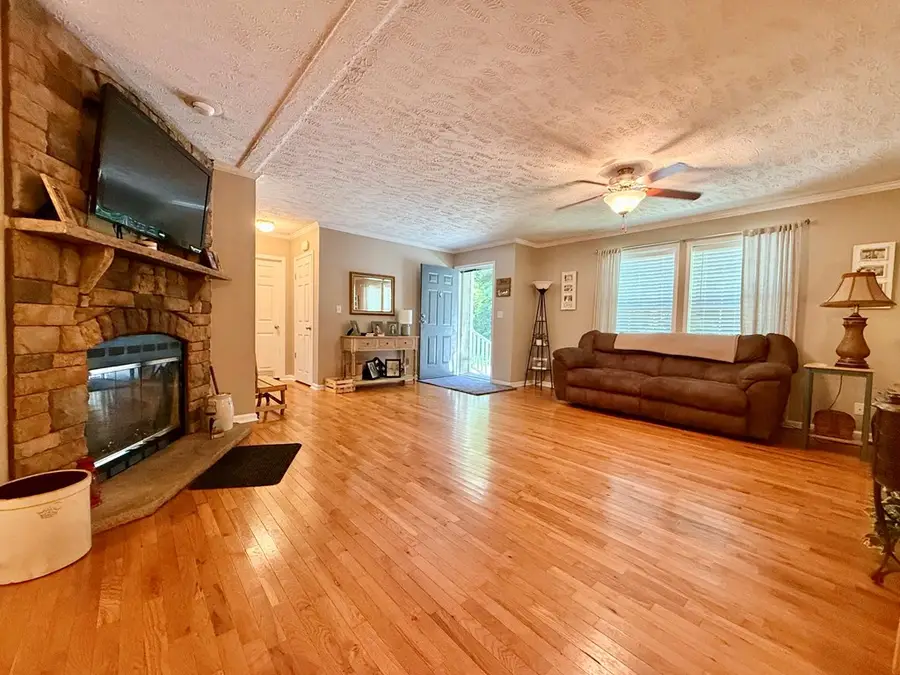 108 Coon Branch, Pikeville, KY 41501 - #2