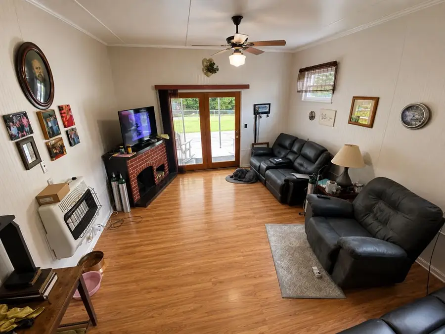 93 Airport Bottom Rd, Delbarton, WV 25670 - #3