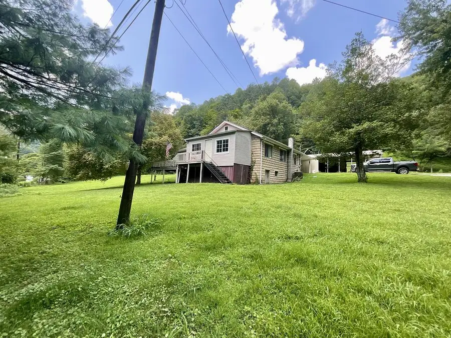 309 Middle Branch Rd., McDowell, KY 41647 - #2