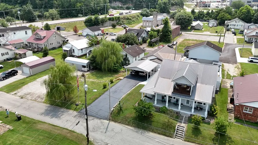 101 North Boone St, Louisa, KY 41230 - #2