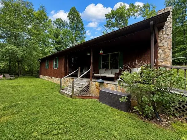 845 Sparks Branch, Flat Gap, KY 41269