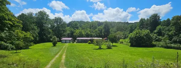 1314 Torchlight Rd, Louisa, KY 41230