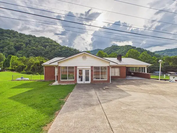 8737 Millard Highway, Pikeville, KY 41501
