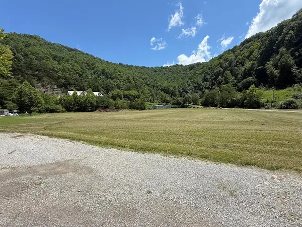 Lot 3 Cam Branch, Harold, KY 41635