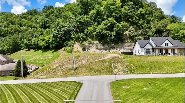 275 Winston Drive, Pikeville, KY 41501
