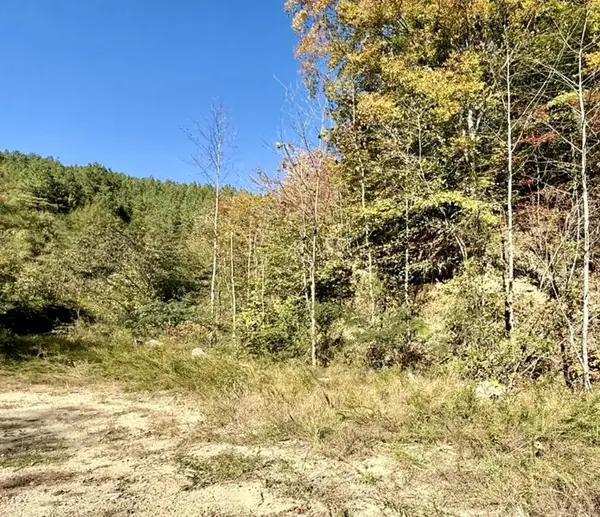 0 Kidd Fork, Banner, KY 41603