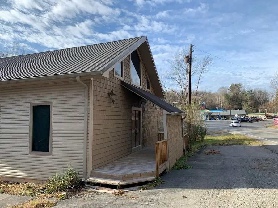 1007 Ky. Rt. 40, Staffordsville, KY 41256 - #2