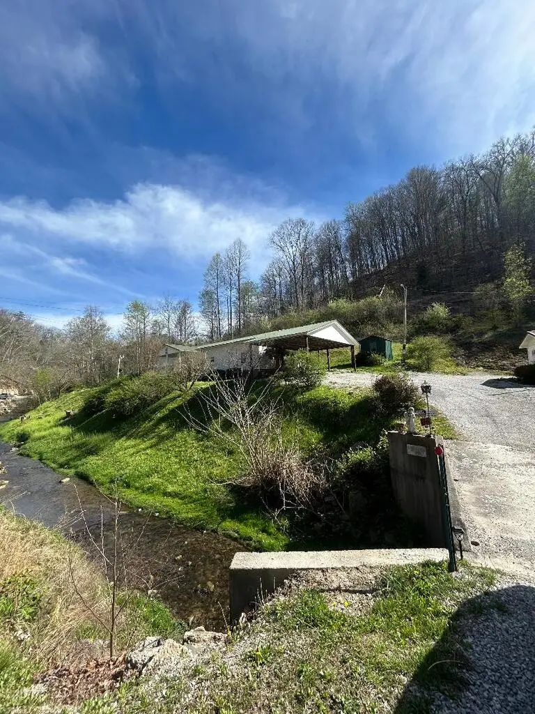 16 Dazz Drive, Hazard, KY 41701 - #1