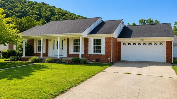 30 Peach Street, Ivel, KY 41642