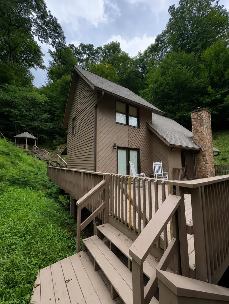 212 Meade Heights, Pikeville, KY 41501 - #1