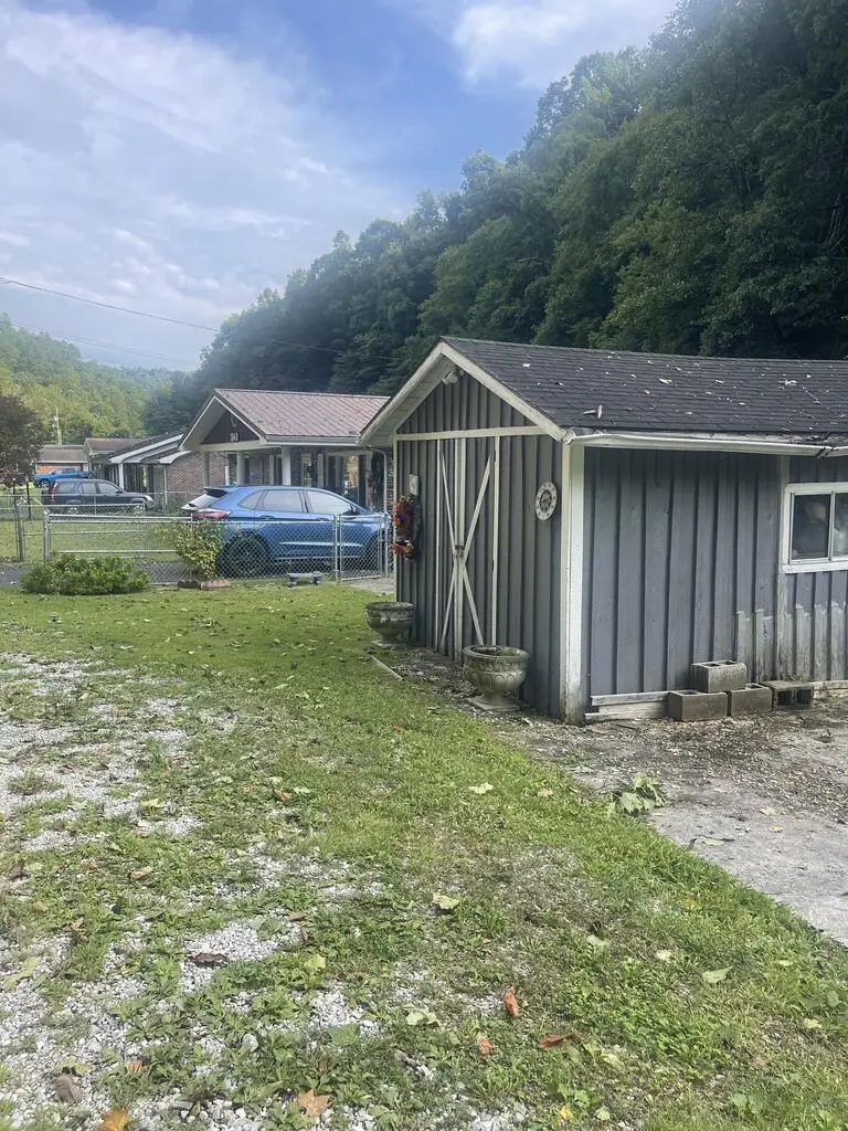 1940 Hwy 931 South, Whitesburg, KY 41858 - #3