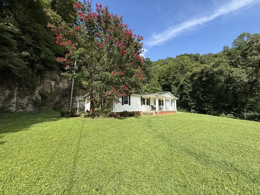 678 Ratliff Branch, Pikeville, KY 41501 - #2