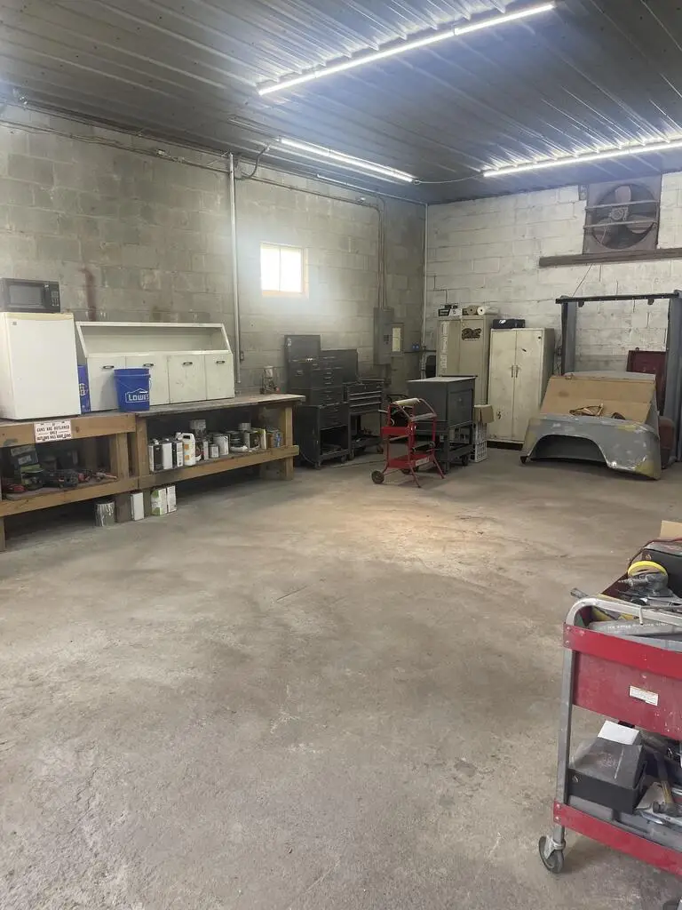3513 Highway 931 South, Whitesburg, KY 41858 - #3