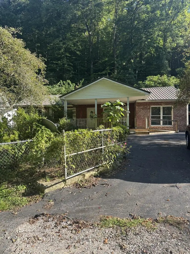 803 Poplar Fork, Beauty, KY 41203 - #1