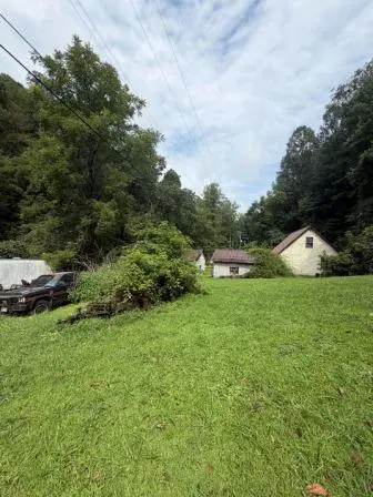2930 Meathouse Fork Rd., Canada, KY 41519 - #3