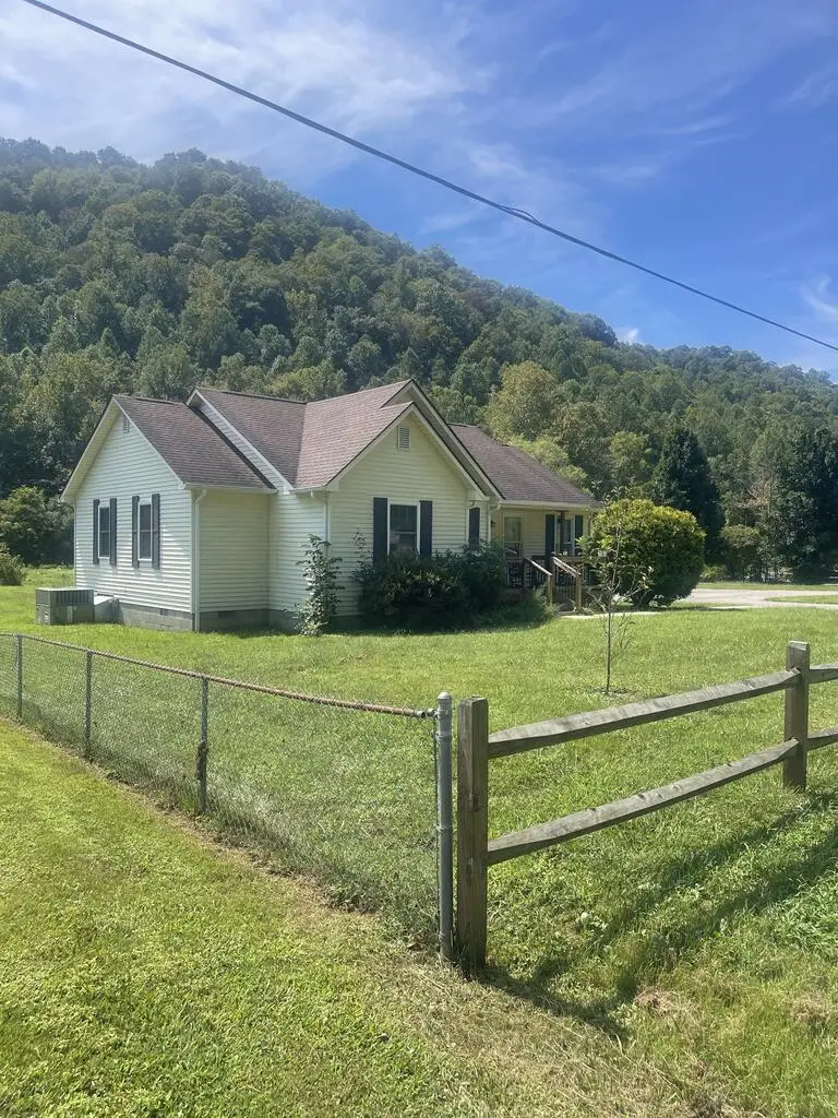 1878 Highway 582, Mallie, WV 41836 - #3