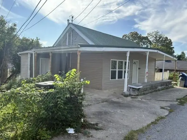 231 Pine Street, Paintsville, KY 41240