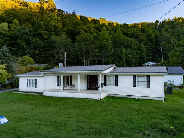 107 Big Sandy Shrine Rd, Hager Hill, KY 41222