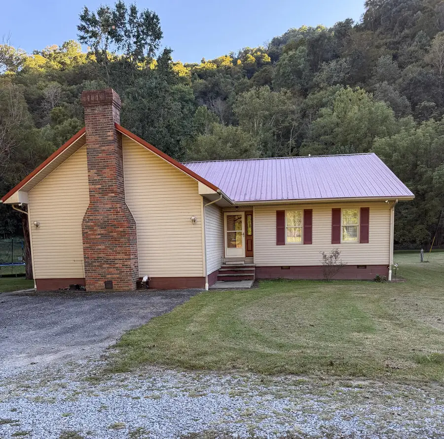 17690 East Big Creek Road, Sidney, KY 41564 - #2