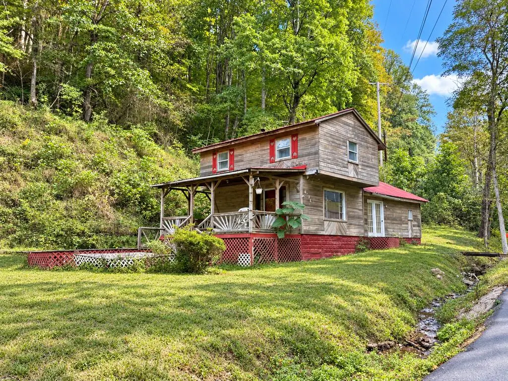 6728 Strait Hollow Road, McVeigh, KY 41555 - #1