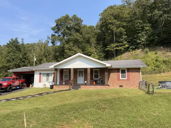 51 Annies Lane, Hager Hill, KY 41222