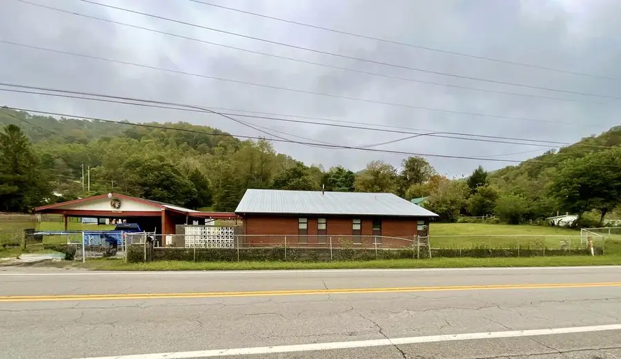 7056 Ky 122 Route 122, Drift, KY 41619 - #2