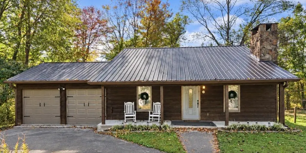 105 Stewart Court, Hazard, KY 41701 - #1