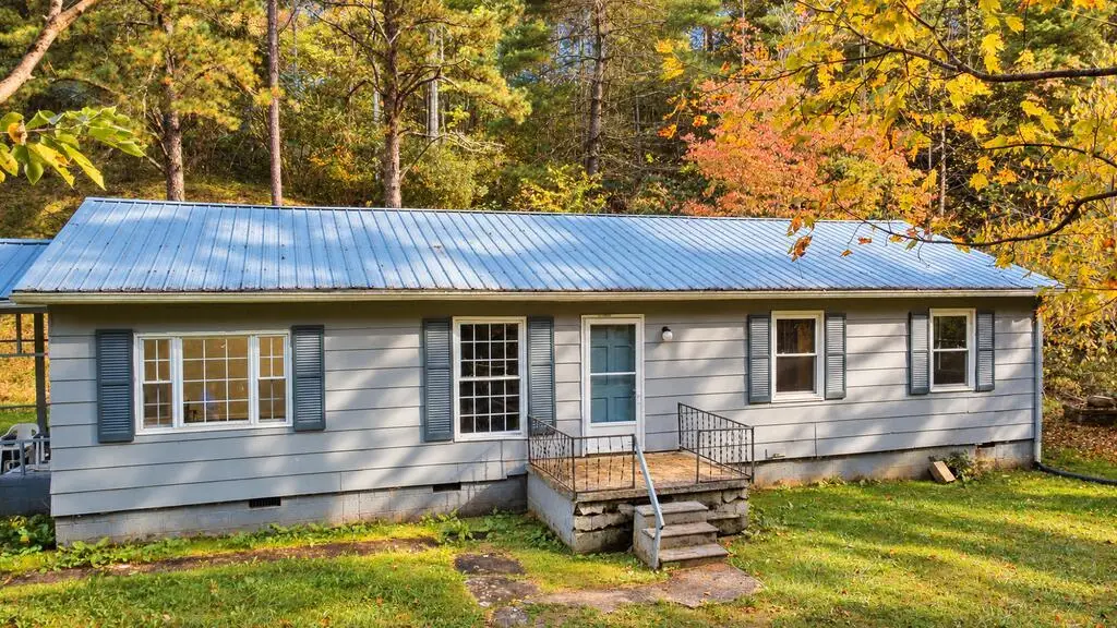 1415 Neds Fork, McDowell, KY 41647 - #1