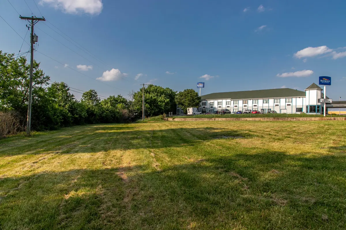 800 Interstate Drive, Winchester, KY 40391 - #1