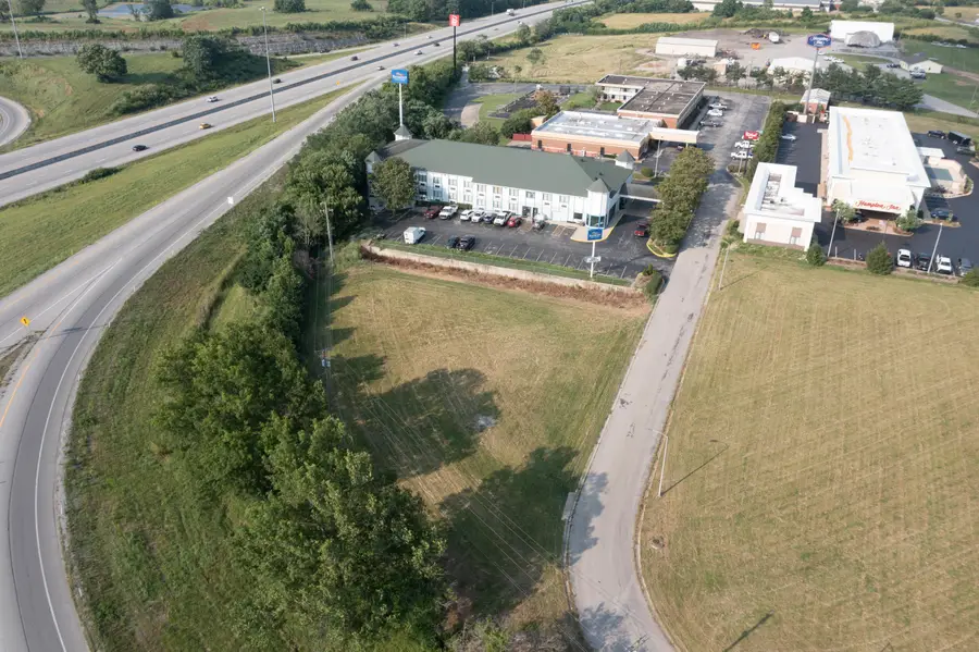 800 Interstate Drive, Winchester, KY 40391 - #3