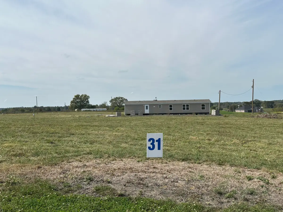 31 Wolf Bend, East Bernstadt, KY 40729 - #1