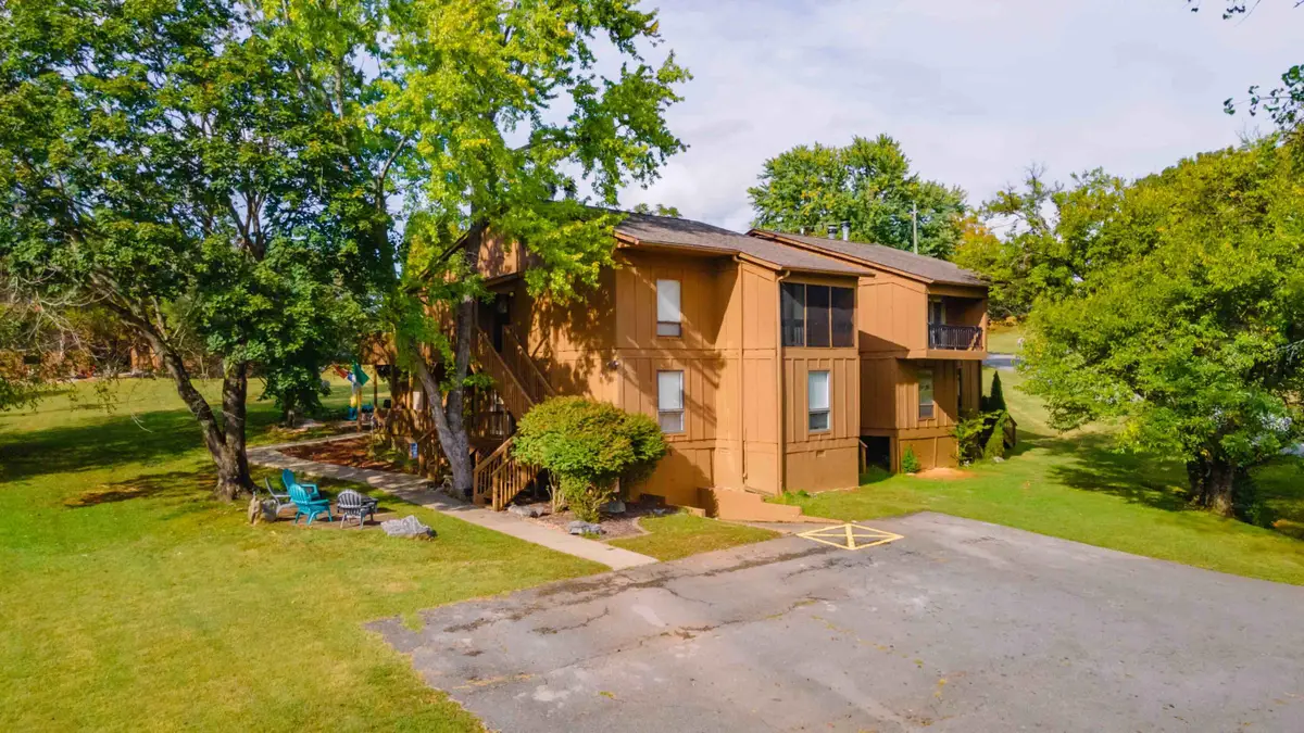 61-2 Woodson Bend Resort, Bronston, KY 42518 - #1
