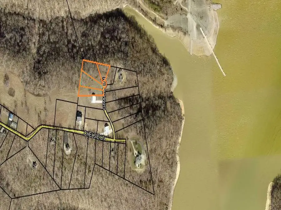 81 N Gracie Lane, Russell Springs, KY 42642 - #2
